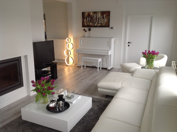 T&T DESIGN:  Volledig gerenoveerde living door T&T Design in Mechelen